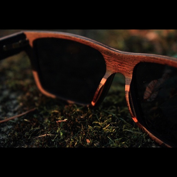 Handmade Ebony Wood Sunglasses-Polarized - Picture 5 of 7